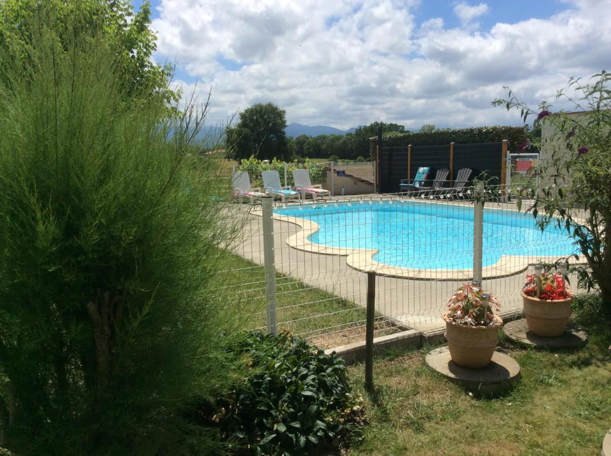 Gite En Comminges Franquevielle 外观 照片
